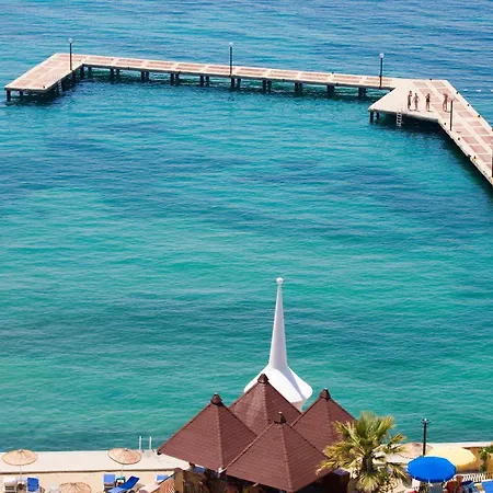 Hotell Fantasia Deluxe 5*