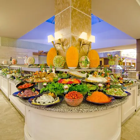 Fantasia Deluxe 5* Kusadası