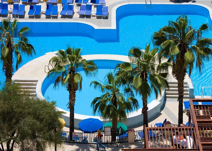 Hotell Fantasia Deluxe 5*