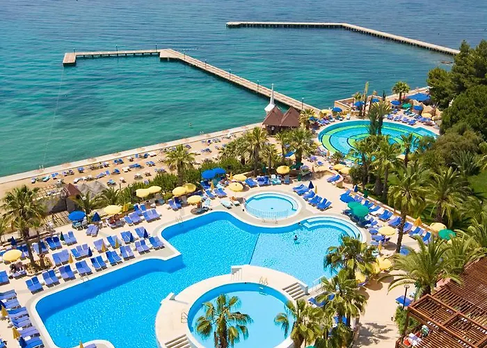 Fantasia Deluxe Hotell 5*