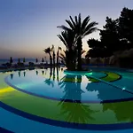 فانتازيا ديلوكس فندق 5*