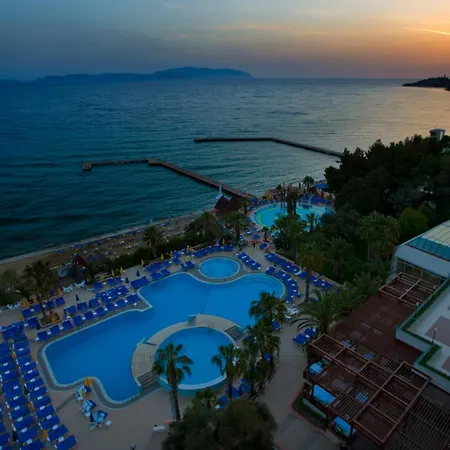 Fantasia Deluxe Kusadasi