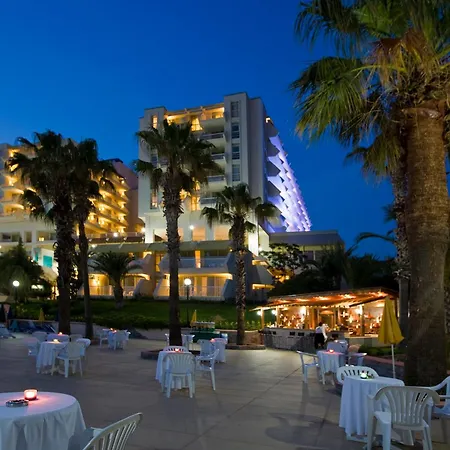 Hotel Fantasia Deluxe