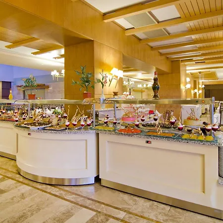 Fantasia Deluxe Hotel