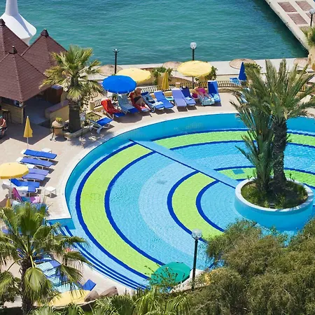 Fantasia Deluxe 5* Kusadasi