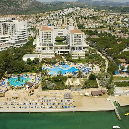 Отель Fantasia Deluxe 5*