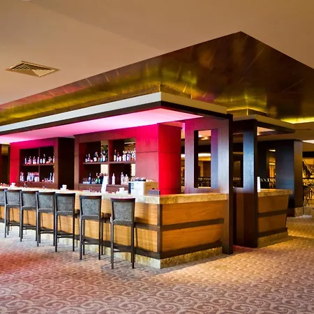 凡塔斯昂豪华酒店 酒店 5*