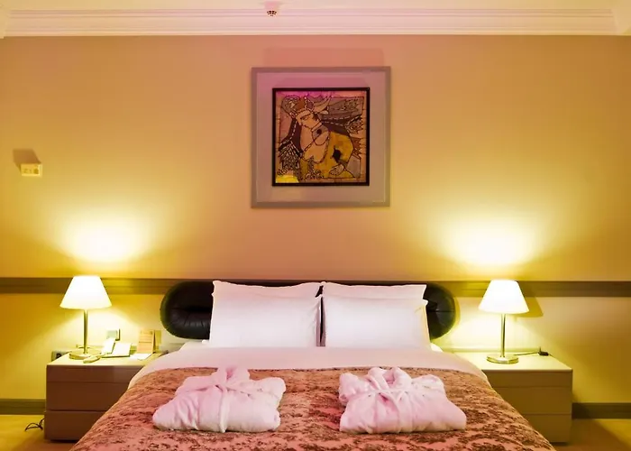 Hotell Fantasia Deluxe 5*