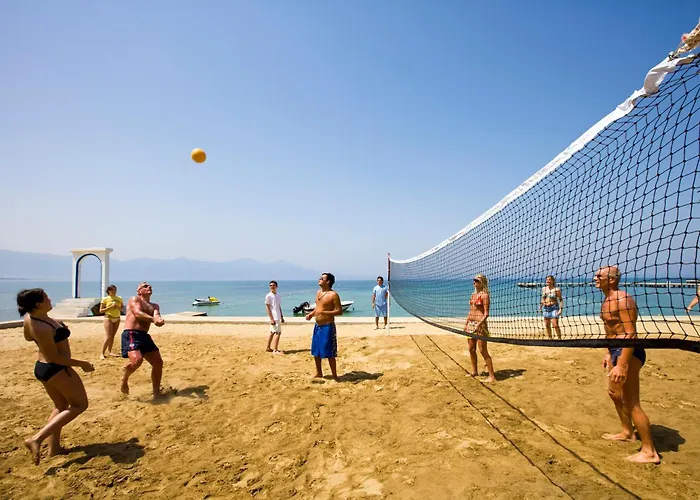 Отель Fantasia Deluxe