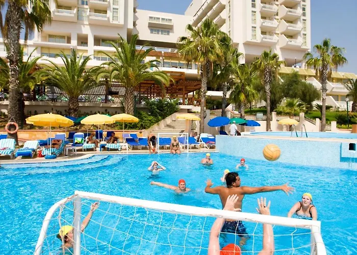Hotell Fantasia Deluxe 5*