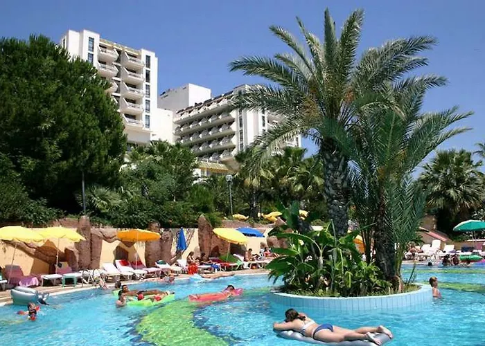 Fantasia Deluxe Kusadası
